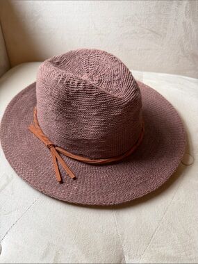 Shihreen brown Textured Wide-Brim Fedora with Tie